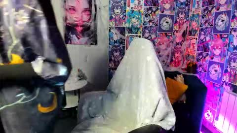 CarolineRichter online show from October 2025 03:32:02 AM