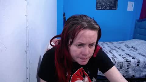 Carolinhe  online show from March 2026 07:57:02 AM