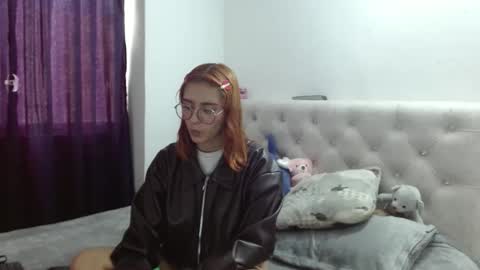 Snapshot of carolinnapinkman chatting on March 2026 07:21:02 PM carolinnapinkman online show from March 2026 07:21:02 PM