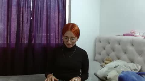 Snapshot of carolinnapinkman chatting on March 2026 08:04:01 PM carolinnapinkman online show from March 2026 08:04:01 PM