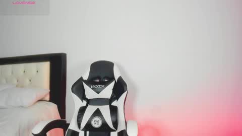 CarolinneFiotti online show from January 2026 12:10:02 PM