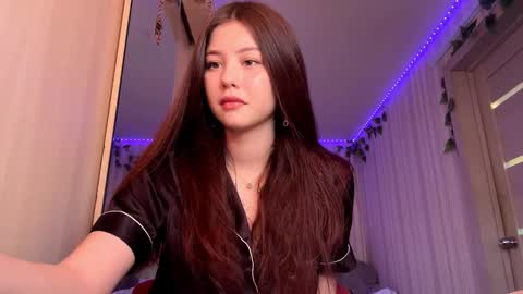 Emma online show from December 2025 06:08:02 AM