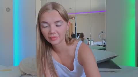 Snapshot of carriebradshawww chatting on July 2026 12:08:02 PM carriebradshawww online show from July 2026 12:08:02 PM