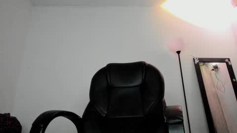 Snapshot of carterbrownbbc chatting on October 2025 03:22:01 PM Carter online show from October 2025 03:22:01 PM