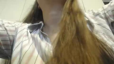 Snapshot of cary_mary chatting on July 2026 09:55:01 PM Cary mary online show from July 2026 09:55:01 PM