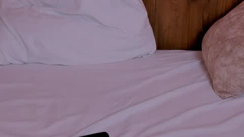 Casandra  online show from February 2025 10:31:01 PM