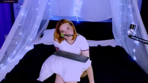 casey_meow_ online show from September 2025 01:16:01 PM