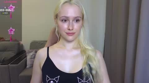 My name is Casey... Nice to meet you  I will be happy to have funthumbs up please its important online show from October 2025 10:25:01 AM