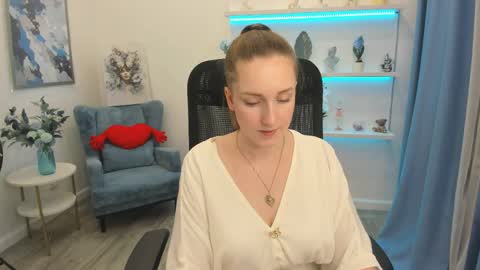 Snapshot of caseyterini chatting on June 2026 11:33:01 AM Casey online show from June 2026 11:33:01 AM
