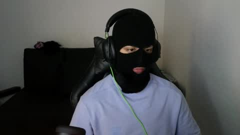 cash_master777 online show from April 2026 07:06:02 PM