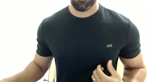 Snapshot of cashmastermuscle77 chatting on June 2026 12:42:02 PM cashmastermuscle77 online show from June 2026 12:42:02 PM