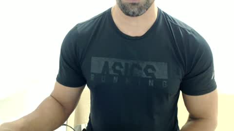 Snapshot of cashmastermuscle77 chatting on July 2026 07:05:02 PM cashmastermuscle77 online show from July 2026 07:05:02 PM