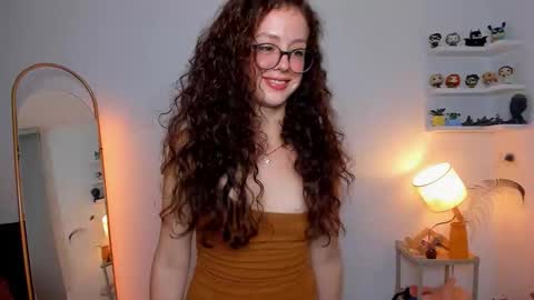 Cassie online show from October 2025 08:39:01 PM