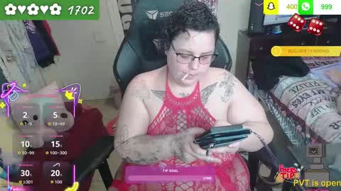 Snapshot of casserole_bbw chatting on January 2026 04:55:01 PM Casserole bbw online show from January 2026 04:55:01 PM