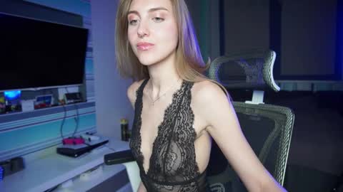 Seductress Cassia  FINDOM AND SADISM  NO NUDE online show from October 2025 04:39:02 PM