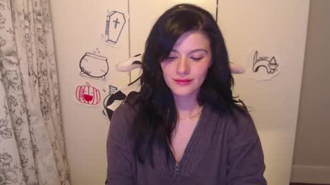 Snapshot of cassiealvarez chatting on October 2025 02:31:01 AM cassiealvarez online show from October 2025 02:31:01 AM