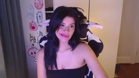 Snapshot of cassiealvarez chatting on October 2025 03:41:02 AM cassiealvarez online show from October 2025 03:41:02 AM