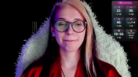 Snapshot of cassy_moore chatting on February 2025 07:03:02 PM Ellie online show from February 2025 07:03:02 PM