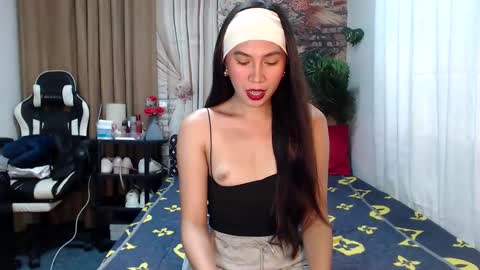 Snapshot of cassydeluxe chatting on October 2025 01:20:01 AM Cassy online show from October 2025 01:20:01 AM