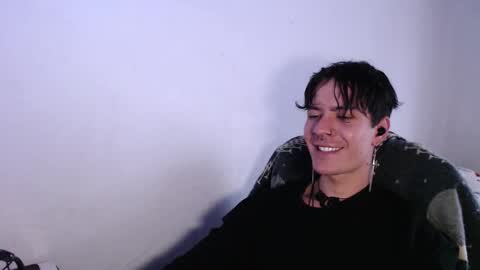 Juan online show from October 2025 09:21:01 PM