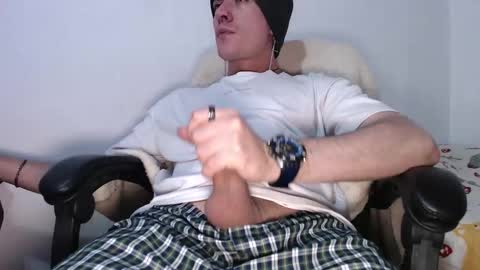 Juan online show from March 2026 08:04:01 PM