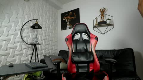 Matheo Brown online show from April 2026 06:41:01 PM