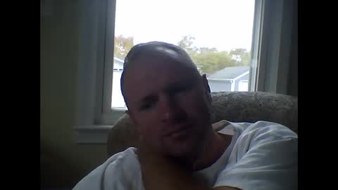 Snapshot of castlecrester chatting on October 2025 08:43:01 PM castlecrester online show from October 2025 08:43:01 PM