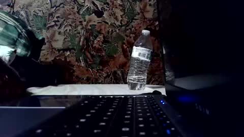 Snapshot of castration40 chatting on October 2025 09:07:02 AM castration40 online show from October 2025 09:07:02 AM