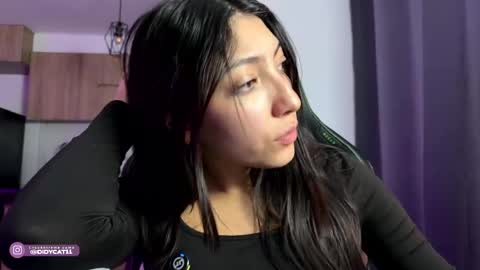 Snapshot of cat_didy chatting on May 2026 05:47:01 AM Didy online show from May 2026 05:47:01 AM