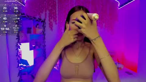 Snapshot of cat_kitty18 chatting on July 2026 11:24:02 AM Lorena Saenz online show from July 2026 11:24:02 AM