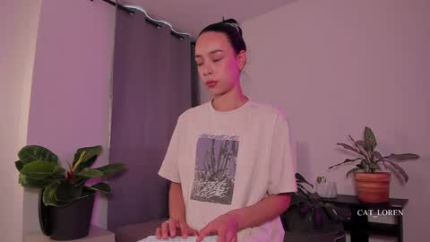 Loren online show from January 2025 08:26:02 PM