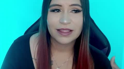 Snapshot of cata__gutierrez_ chatting on July 2026 05:35:01 AM Cata online show from July 2026 05:35:01 AM