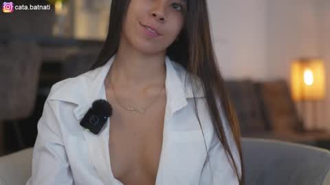 Snapshot of cata_batnati chatting on November 2025 05:01:02 PM Catalina online show from November 2025 05:01:02 PM