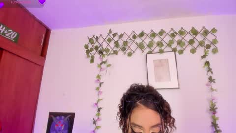 Cata green model independient online show from November 2025 08:08:02 PM