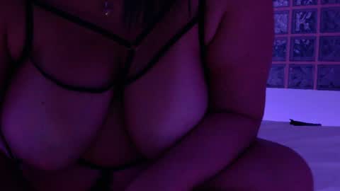 Luna Velvet online show from May 2026 12:18:01 AM