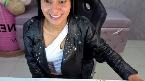 cataleya23_a online show from May 2026 07:58:01 AM