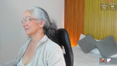 Snapshot of catalina_villan chatting on July 2026 07:09:01 PM C A T A L I N A online show from July 2026 07:09:01 PM