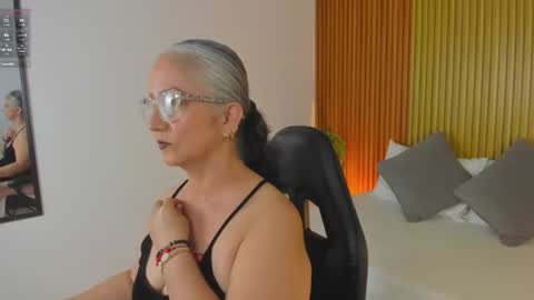 Snapshot of catalina_villan chatting on July 2026 06:57:01 PM C A T A L I N A online show from July 2026 06:57:01 PM