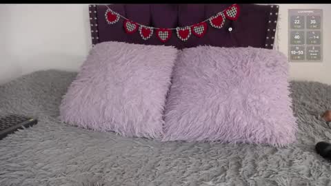 Catalina   online show from April 2026 02:44:02 AM