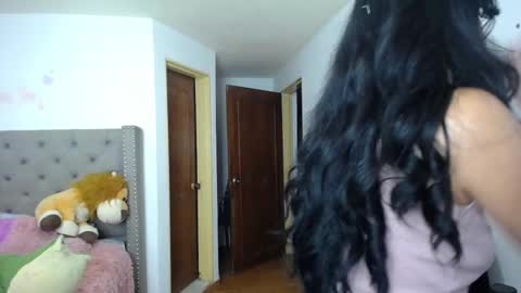 Snapshot of catalinahounn chatting on March 2025 09:59:02 PM catalinahounn online show from March 2025 09:59:02 PM