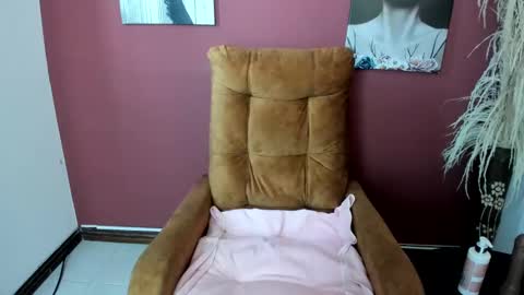    Catalina Scott   online show from February 2025 11:38:02 AM