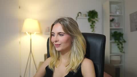 catecrago  online show from December 2025 09:03:02 AM