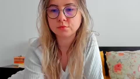 Snapshot of caterinnakat chatting on March 2026 10:09:02 AM Kat online show from March 2026 10:09:02 AM