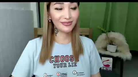 red online show from October 2025 03:39:02 AM