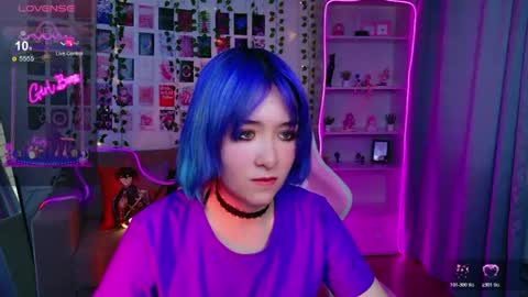 Snapshot of catharinejones chatting on June 2026 06:26:02 AM KettieHi My name is Katie I love drawing and I can play the guitar. And love dancing online show from June 2026 06:26:02 AM