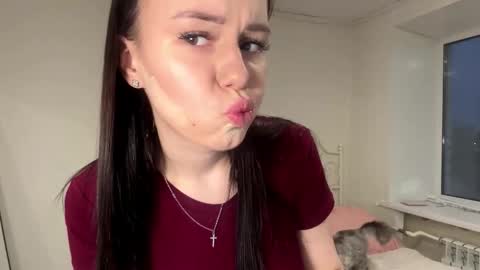 Snapshot of catharinelaumea chatting on March 2026 03:18:02 PM Lolly online show from March 2026 03:18:02 PM