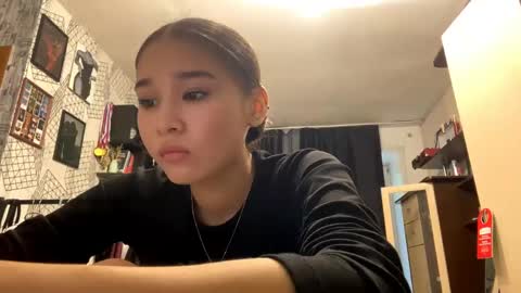 catherinepirs online show from May 2026 01:17:02 PM