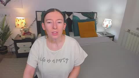 Catrin online show from December 2024 05:05:02 AM