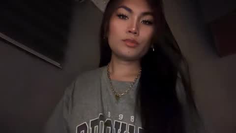 Snapshot of cathy_sanches chatting on May 2026 01:02:02 AM cathy online show from May 2026 01:02:02 AM