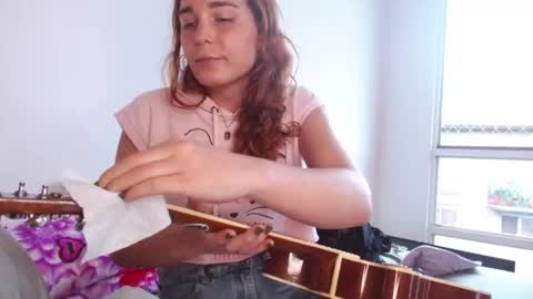 Snapshot of catnessa_ chatting on February 2025 09:36:02 PM Catalina Restrepo online show from February 2025 09:36:02 PM